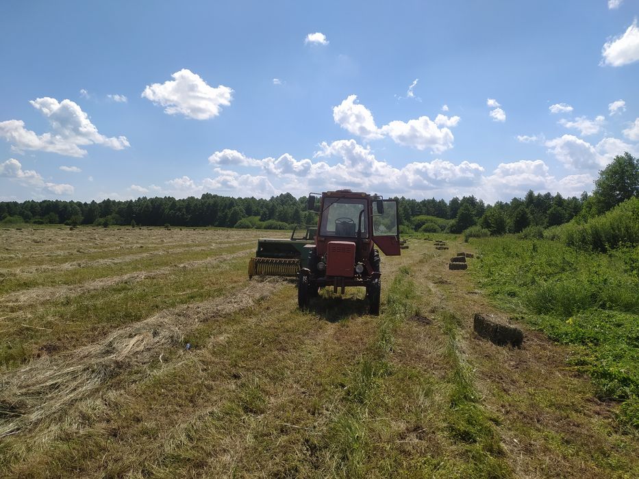 Продам прес Джон дір 330