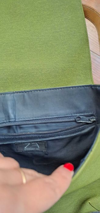 Mala tiracolo verde Zara