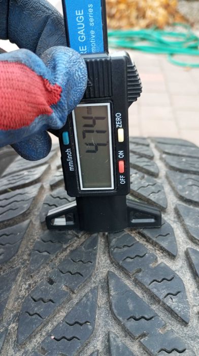 Opony zimowe 195/65/17---Dębica Frigo 4-sztuki