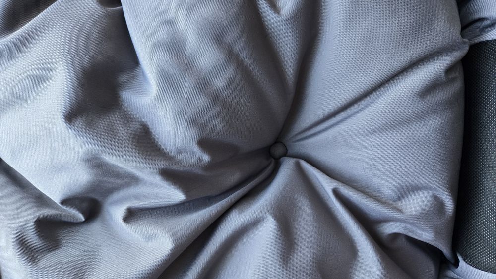 Лежанка для собаки з водовідштовхувальної тканини