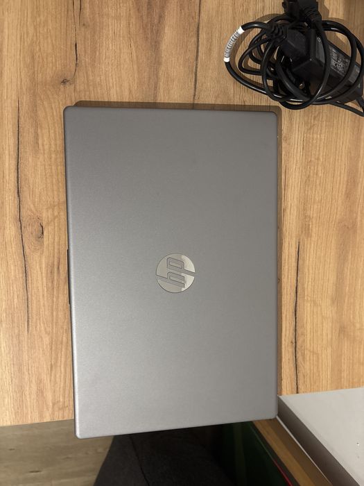 HP 255 AD1T4ET – Ryzen 7 7735U / 16 GB RAM / 512 GB SSD / Windows 11