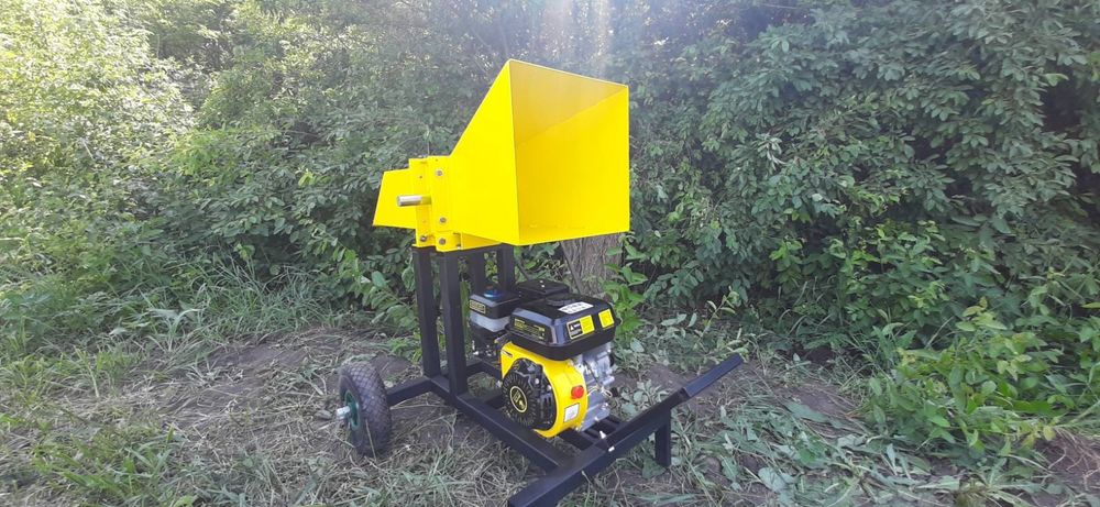 Виробництво. Садовий подрібнювач гілок.  Веткоруб. Гілкоруб. Січкарня.