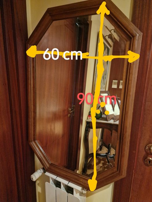 Espelho antigo bom estado.