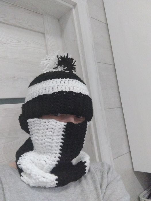 Czapka plus komin