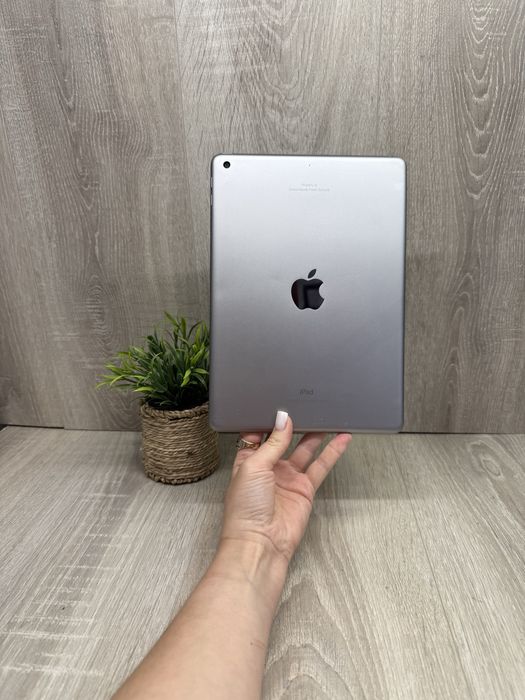 iPad 5, 32 GB, Wi-Fi
