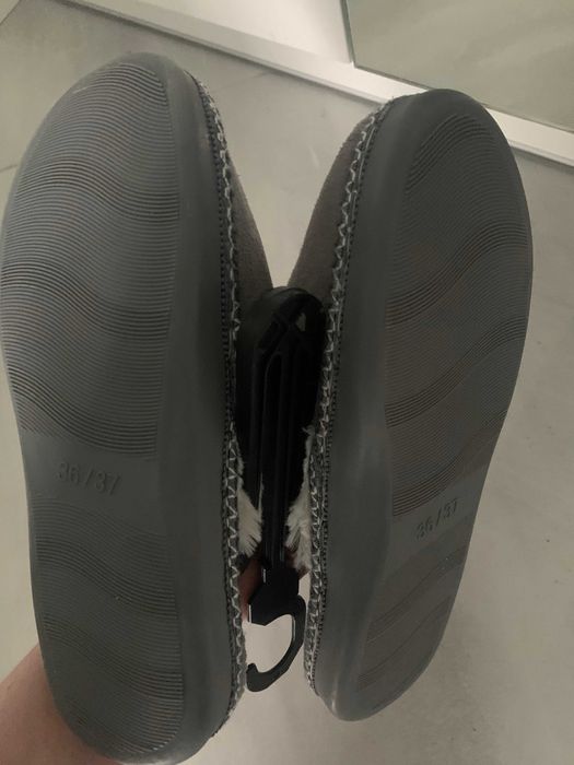 Ciapki kapcie damskie 36/37 nowe
