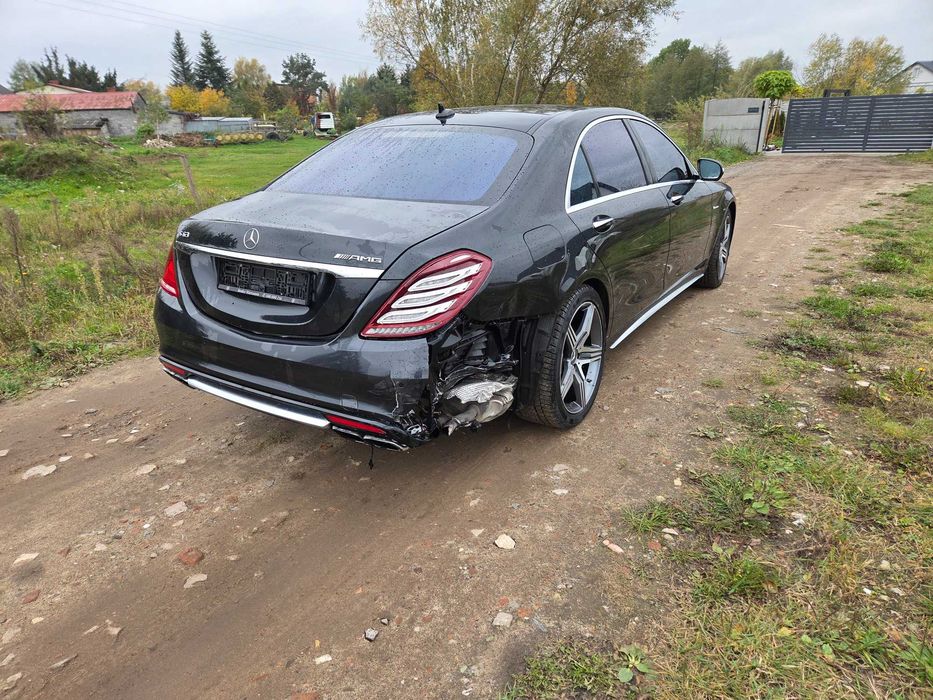 Mercedes S63 AMG