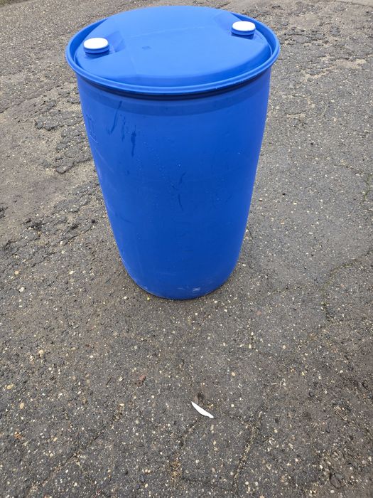 Beczka plastikowa 200l