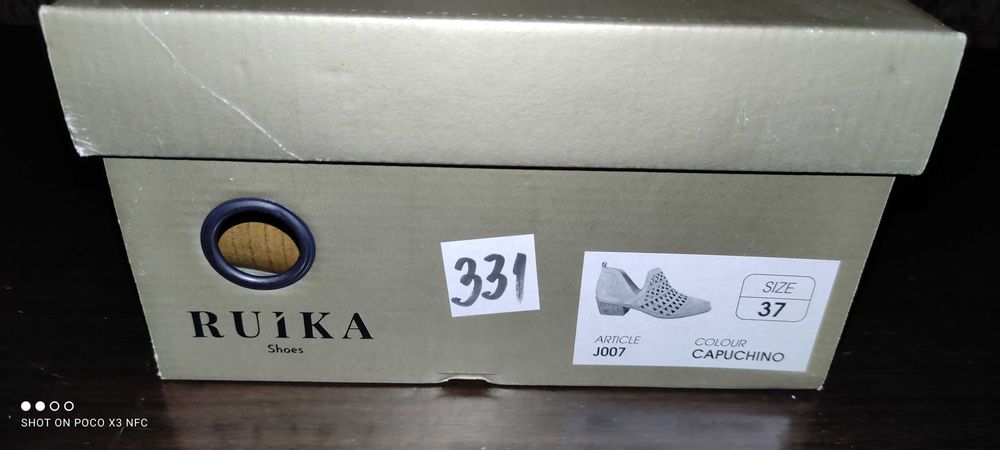 Sapatos Ruika praticamente novos