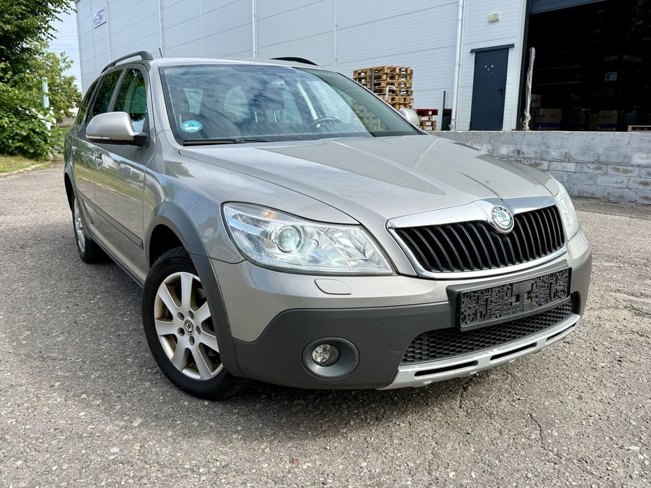 Skoda Octavia Scout 4x4 2.0 TDI 140 KM BiXenon|Navi|PDC| BEZWYPADKOWA