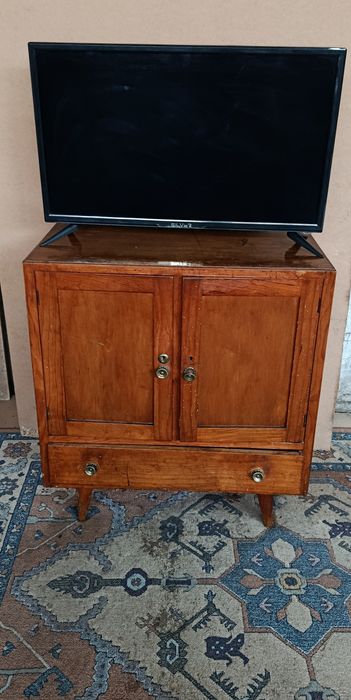 Móvel de apoio  76 x 36