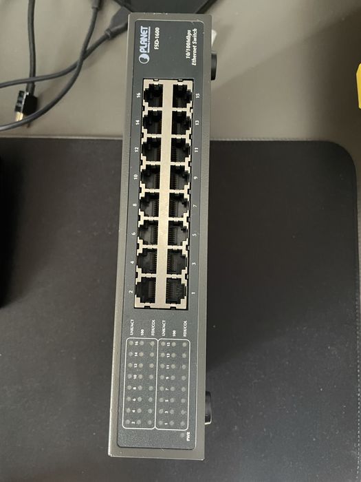 Switch PLANET FSD-1600 – 16 portów