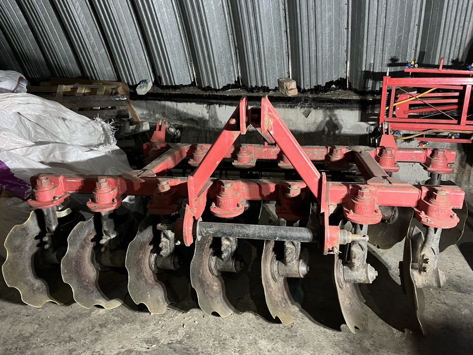 Дисковий плуг Велес-агро