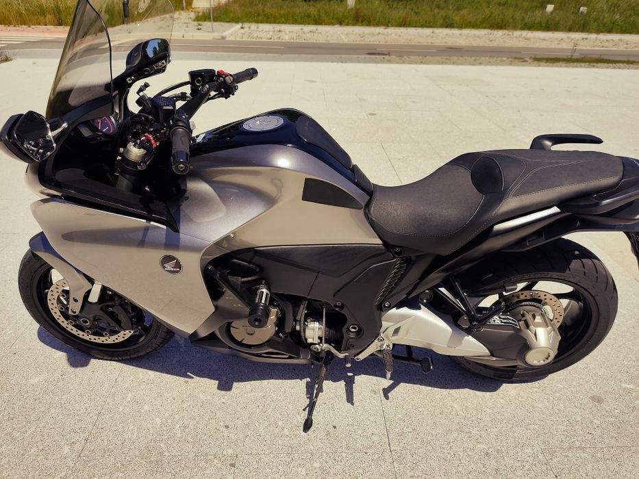 Honda vfr 1200 f