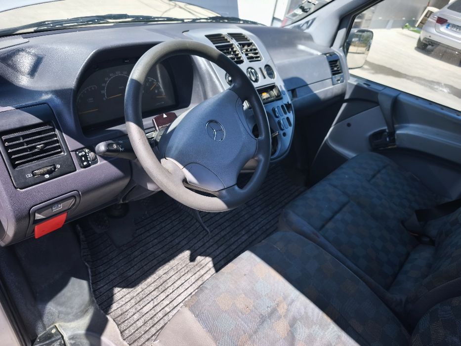 Mercedes Vito 112 avariado