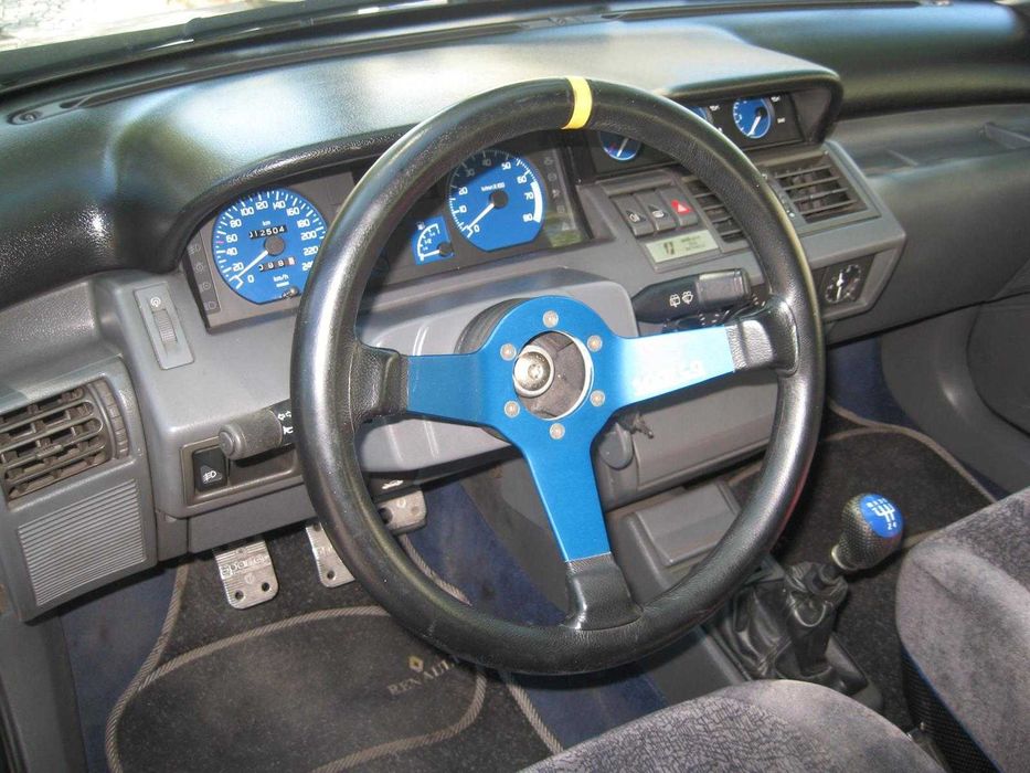 Renault Clio 1.8 16V