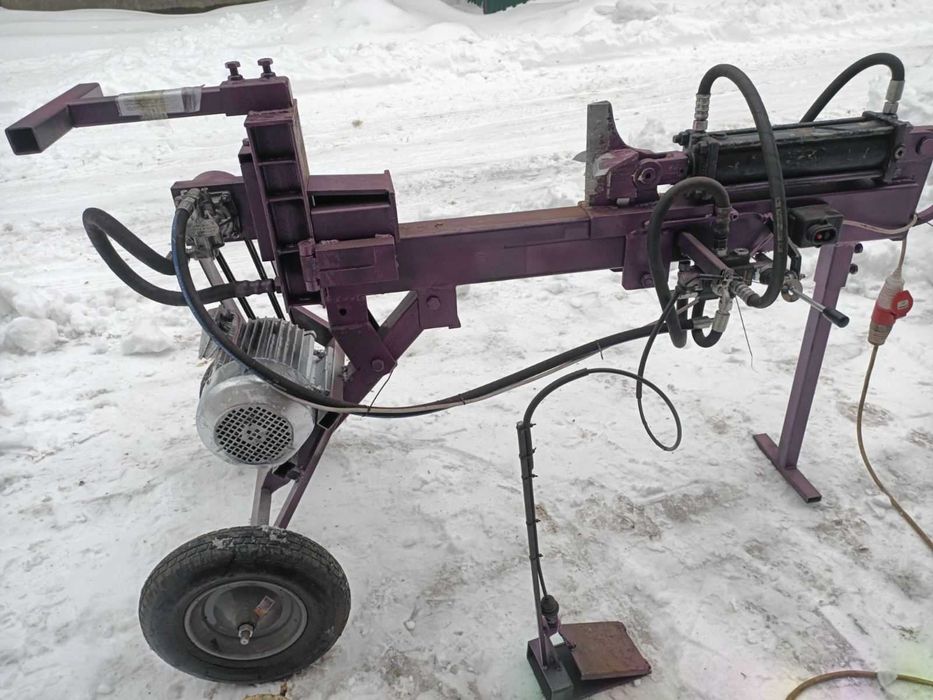 Дровокол гідравлічний