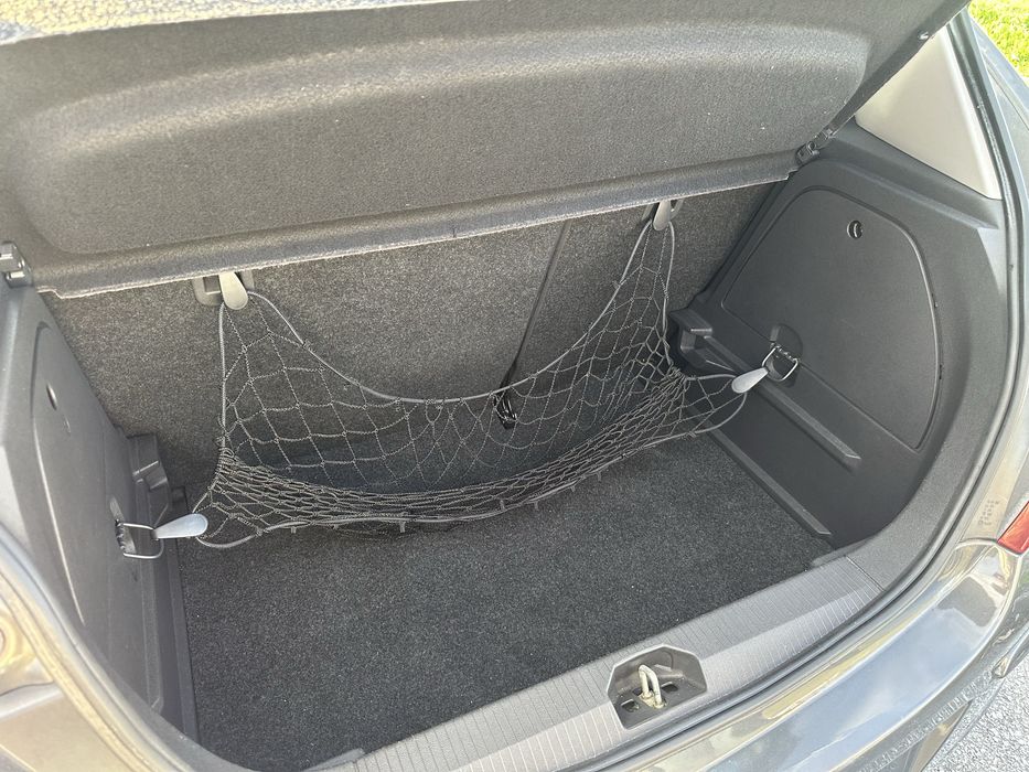 Opel corsa colour edition 1.2cc 85cv 2014