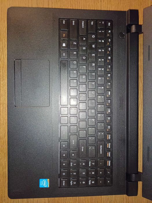 Laptop Lenovo 15", ssd 250gb, ram 8gb, cpu 4x2,16ghz, stan bdb