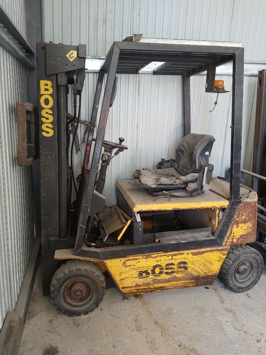 7500€ - 5 empilhador PARA DESPACHAR