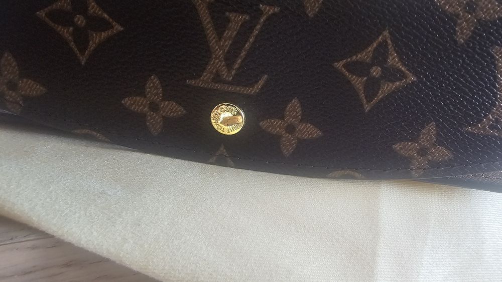 Carteira Louis Vuitton