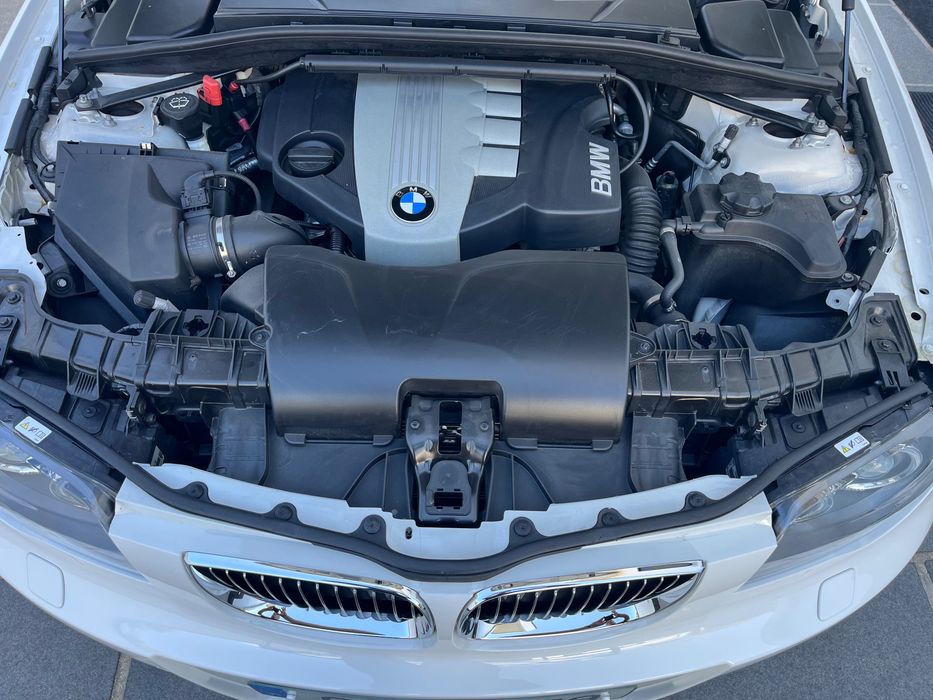 Carro BMW Série 1 118 D Pack M todo original
