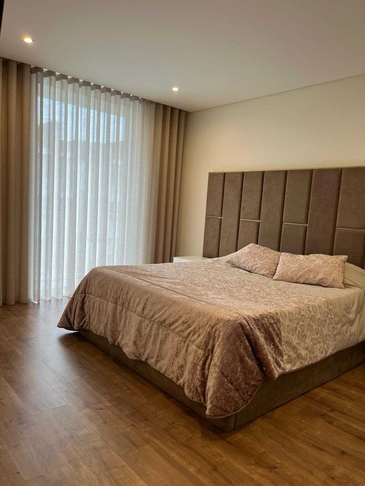 Conjunto de móveis de sala e quarto