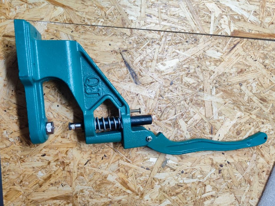 Máquina para  ilhós