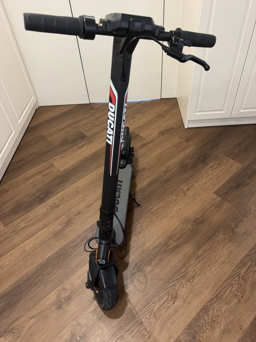 Електросамокат Ducati Pro 2 plus
