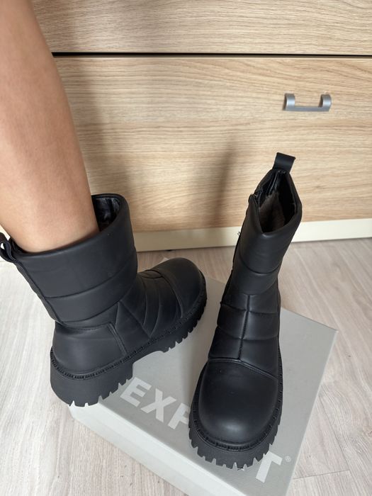 Сапоги зимние на меху,теплые,удобная подошва,в ногах легкость.