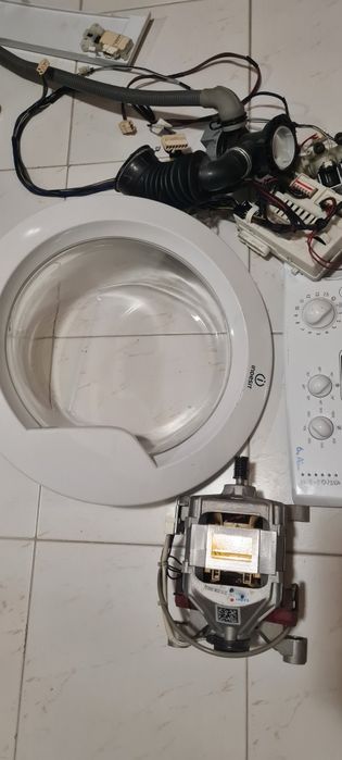 Peças máquina lavar roupa indesit