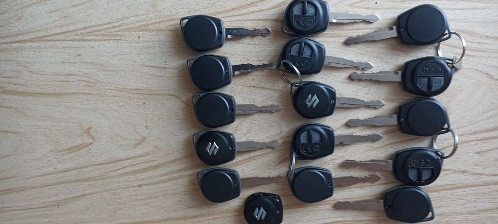Продам ключ Suzuki Grand Vitara, Fiat заготовка, корпус ключа.