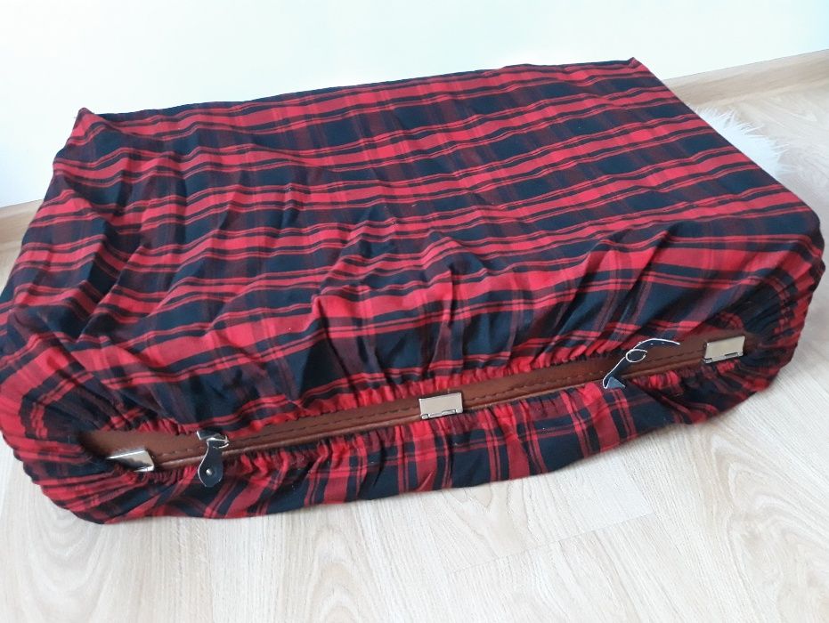 Bardzo duża walizka 75/50/20 retro nie używana z pokrowcem prl