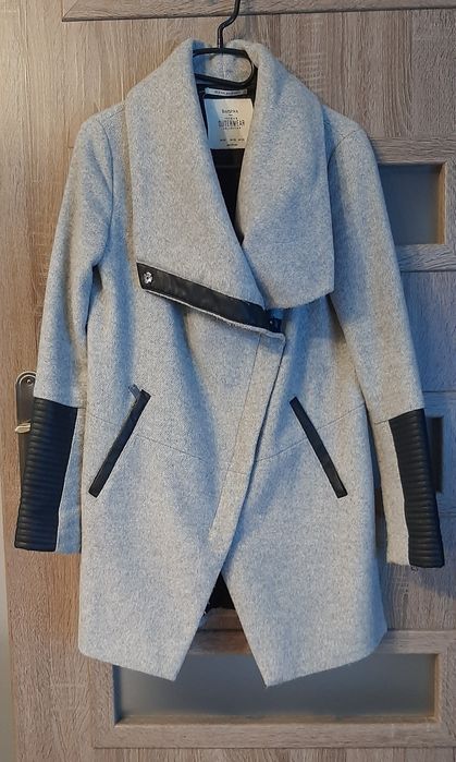 Siper Płaszcz damski na zamek Bershka roz s