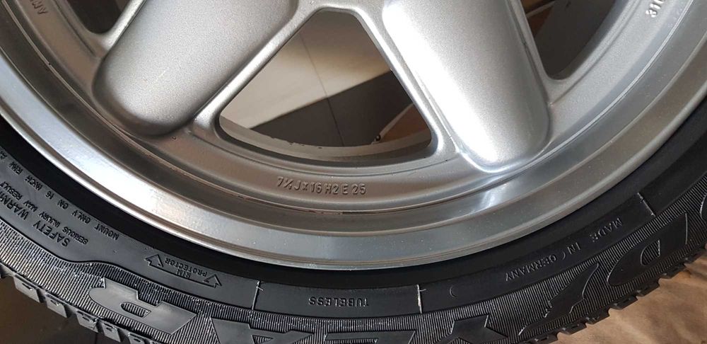 Jantes c / pneus AC SCHNITZER 4x100 16