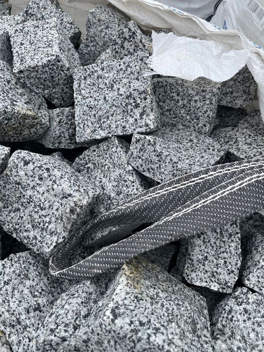 Бруківка гранітна покостівка колота