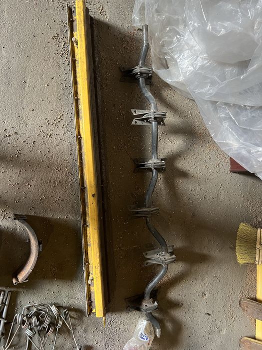 Запчастин на комбайн New Holland TX66-68