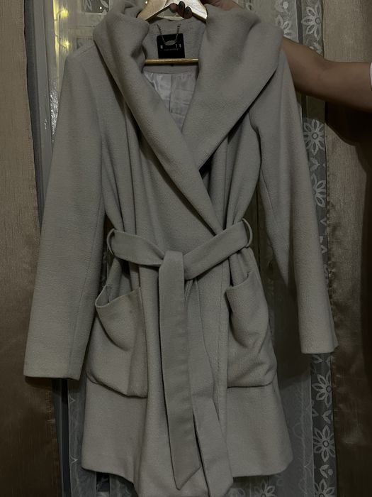 Пальто демисезонне