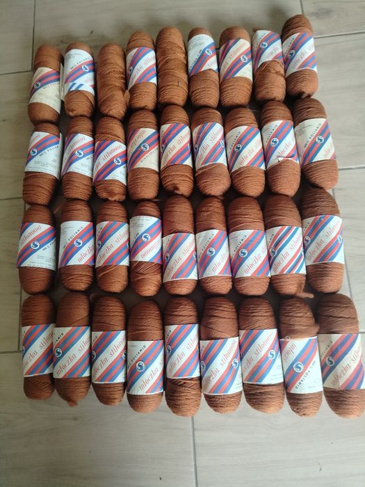Włóczka Stilon z okresu PRL  36 motków stilonowa