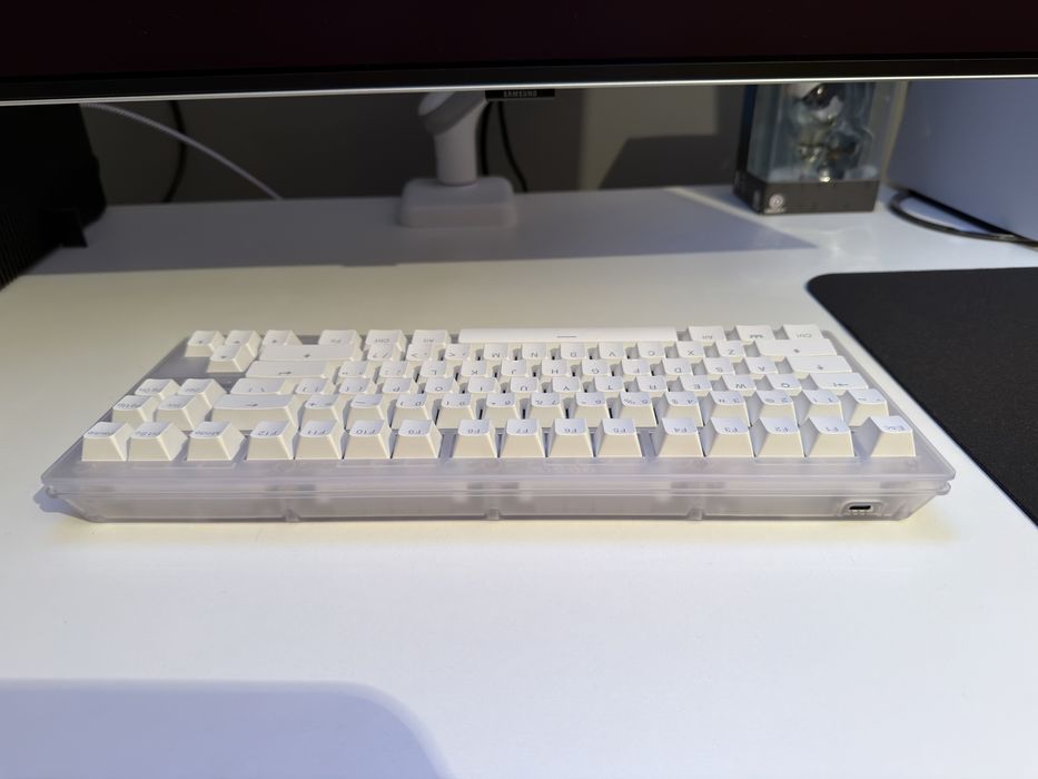 Klawiatura Wooting 80 HE z dedykowanym etui podróżnym Wooting