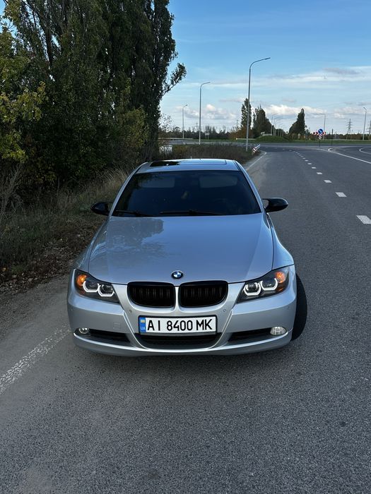 BMW E90.