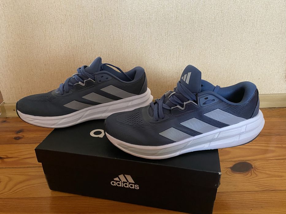 Кросівки ADIDAS   Oригінал 46розмір стєлька 29.5