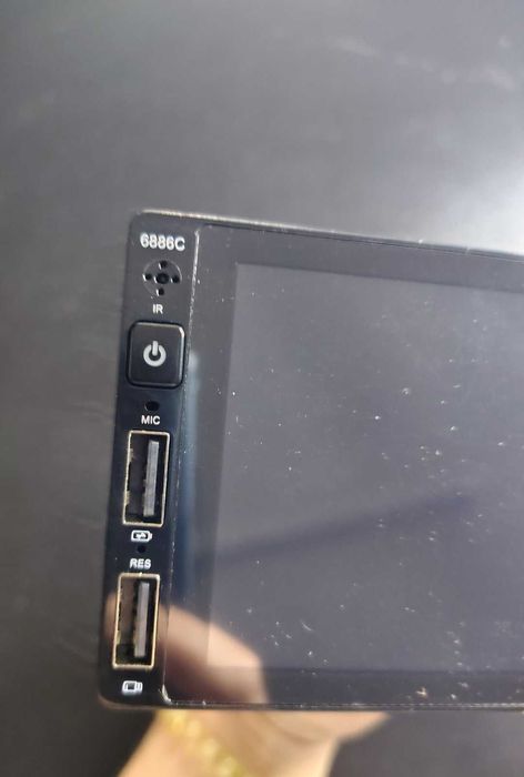 Сенсорна автомагнітола 1DIN 6886C