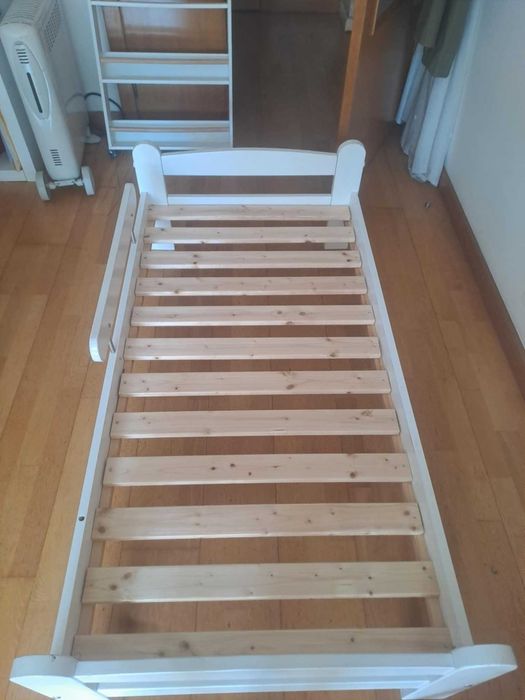 Cama de criança + Colchão (ideal até aos 6 anos)