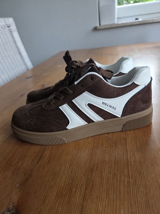 Nowe sneakersy 36