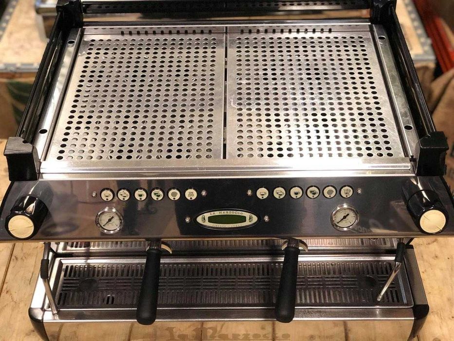 Профессиональная кофемашина la marzocco GB5 2 поста gold 24K