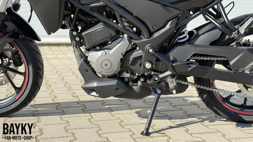 CFMOTO 250NK lite (version EFI, ABS)