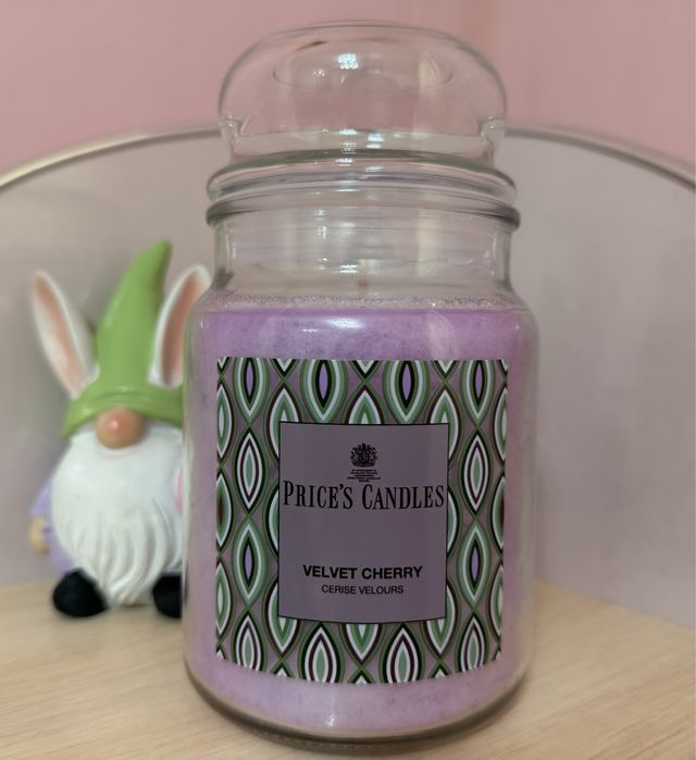 Свічка Price’s Candles Velvet Cherry