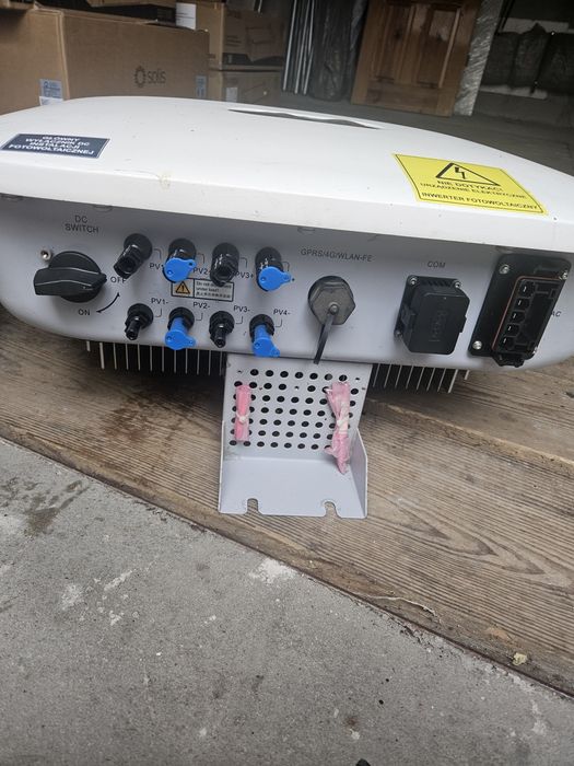 Falownik huawei  15 kw