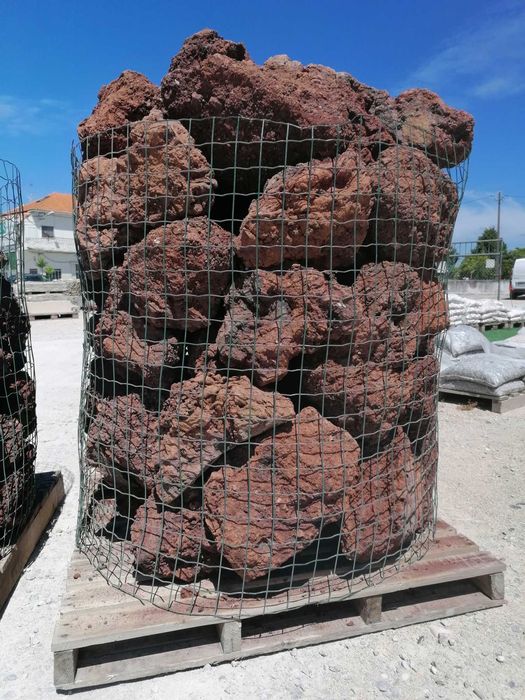 Rocha Vulcânica / Pedra Lava de vulcão; 265€/Big Bag de 800Kg